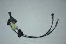 Görseli Galeri görüntüleyiciye yükleyin, Fiat Doblo 2006-2010 Arası 1.4 8 Valf Vites Kolu Üst Komple ( Telli ) Orijinal Opar 46313623 - HaniBenimParçam