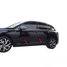Görseli Galeri görüntüleyiciye yükleyin, Volkswagen GOLF Yan Kapı Çıtası 4 Prç. P.Çelik (Parlak) 2019 sonrası - HaniBenimParçam